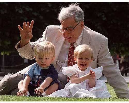 唐都医院供卵要等多久&人爱代孕,备孕不能100%依靠勃锐精，治疗少弱精还得“对